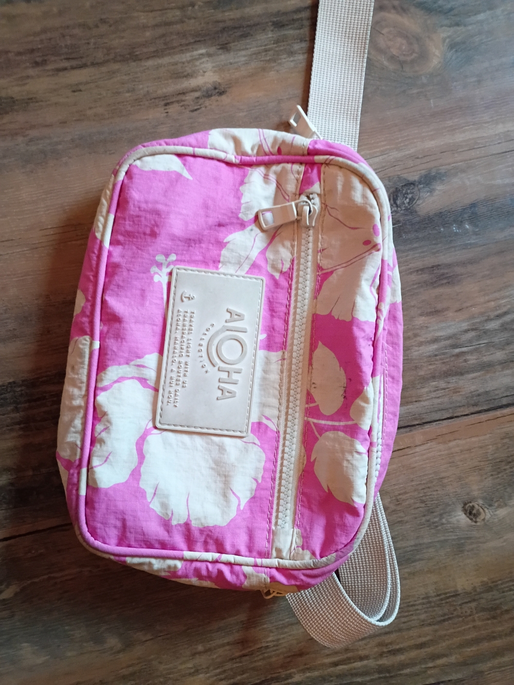 ALOHA Pink and Cream Floral Crossbody Bag